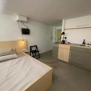 https://the-nano-pad-small-smart-central.topcolognehotels.com